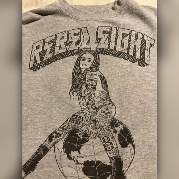 Rebel 8 x Famous Stars & Straps x Mike Giant vintage grey pullover sweater eight - Picture 5 of 8